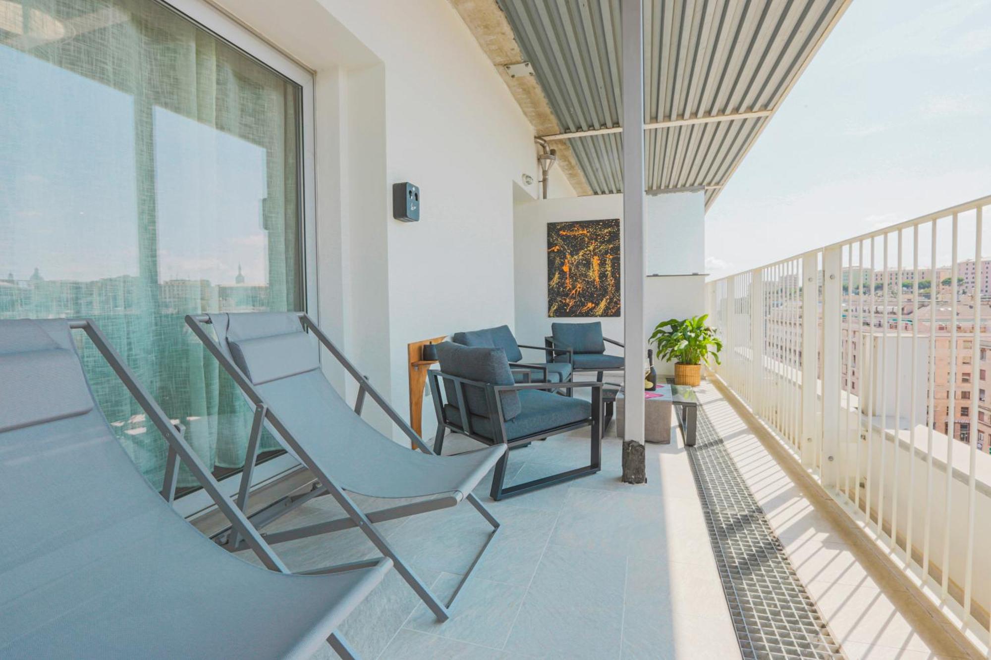 Apartament Attico Luxury Con Parcheggio E Terrazza Vista Mozzafiato Genua Pokój zdjęcie